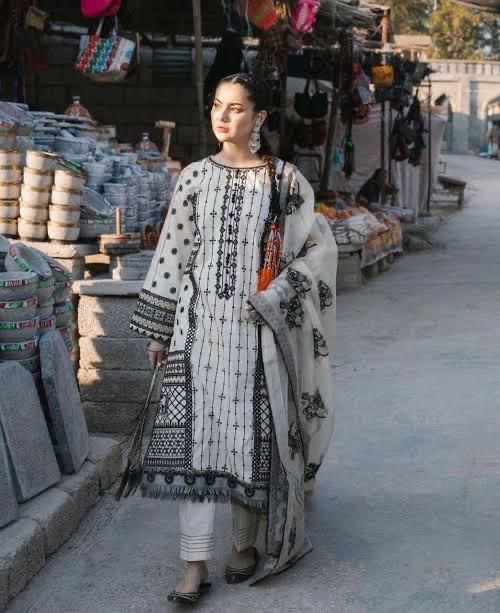 3pc Lawn Embroidered Dress Unstitched
