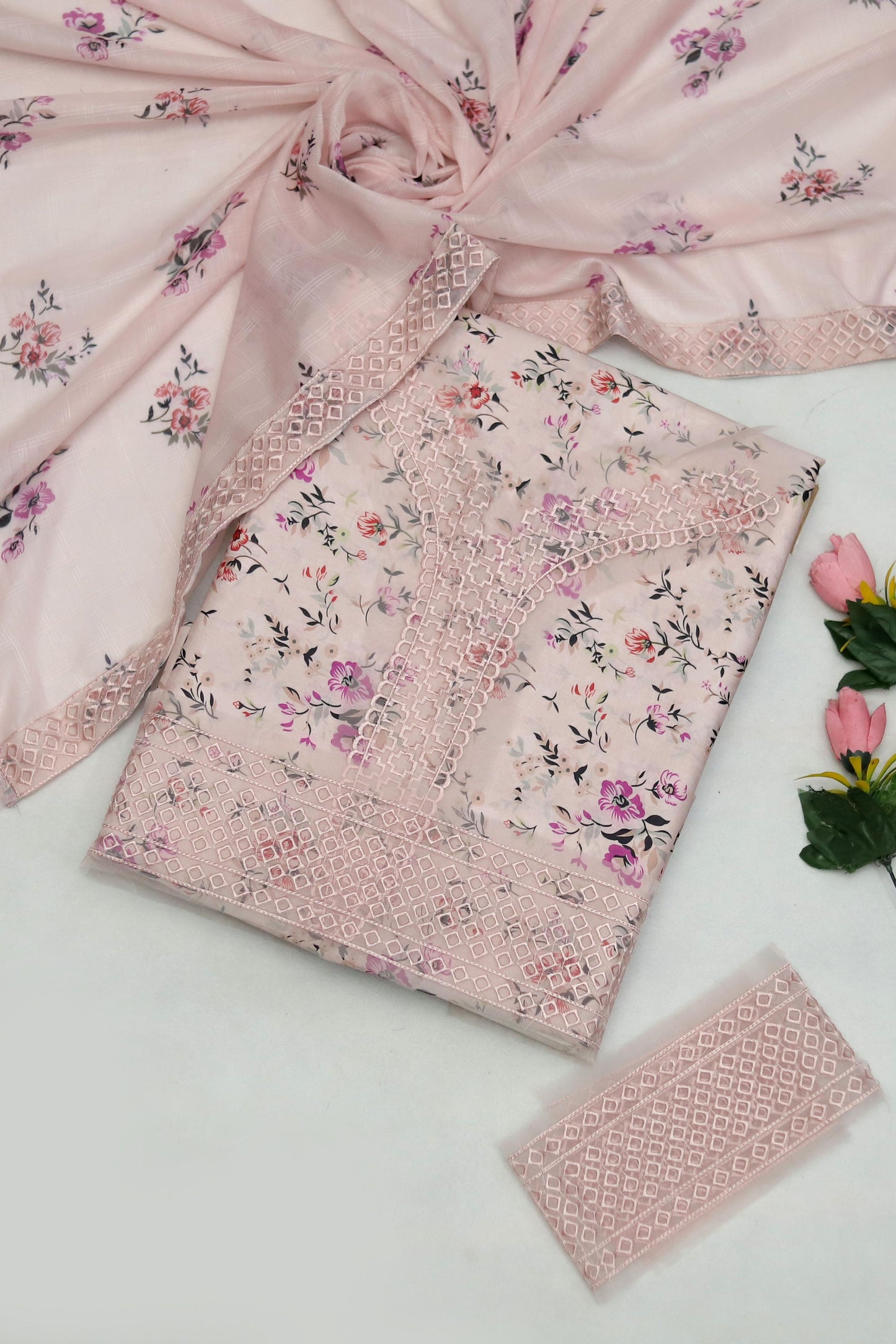 3pc Lawn Embroidered Dress Unstitched