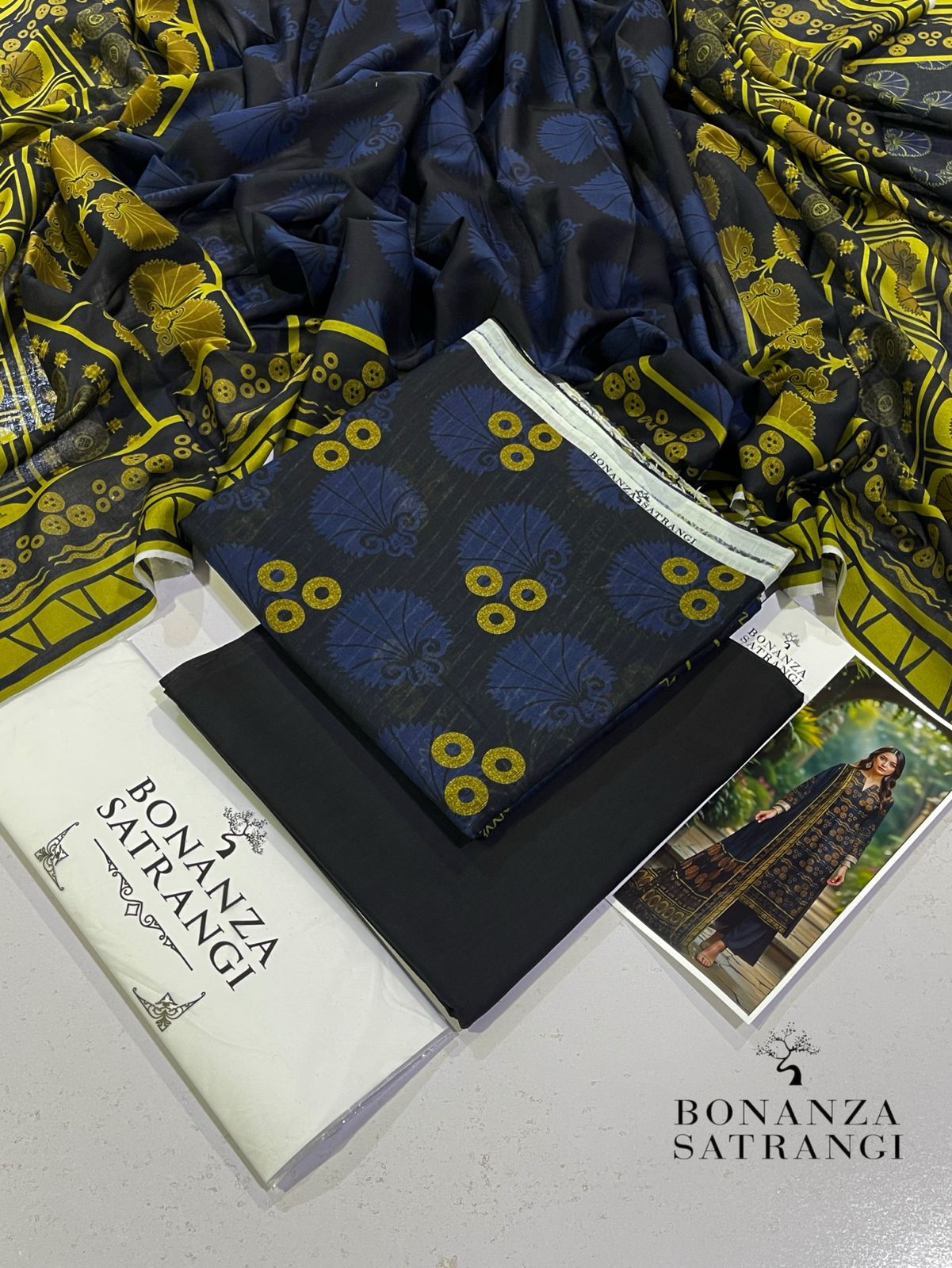 3PC Lawn Digital Print Unstitched