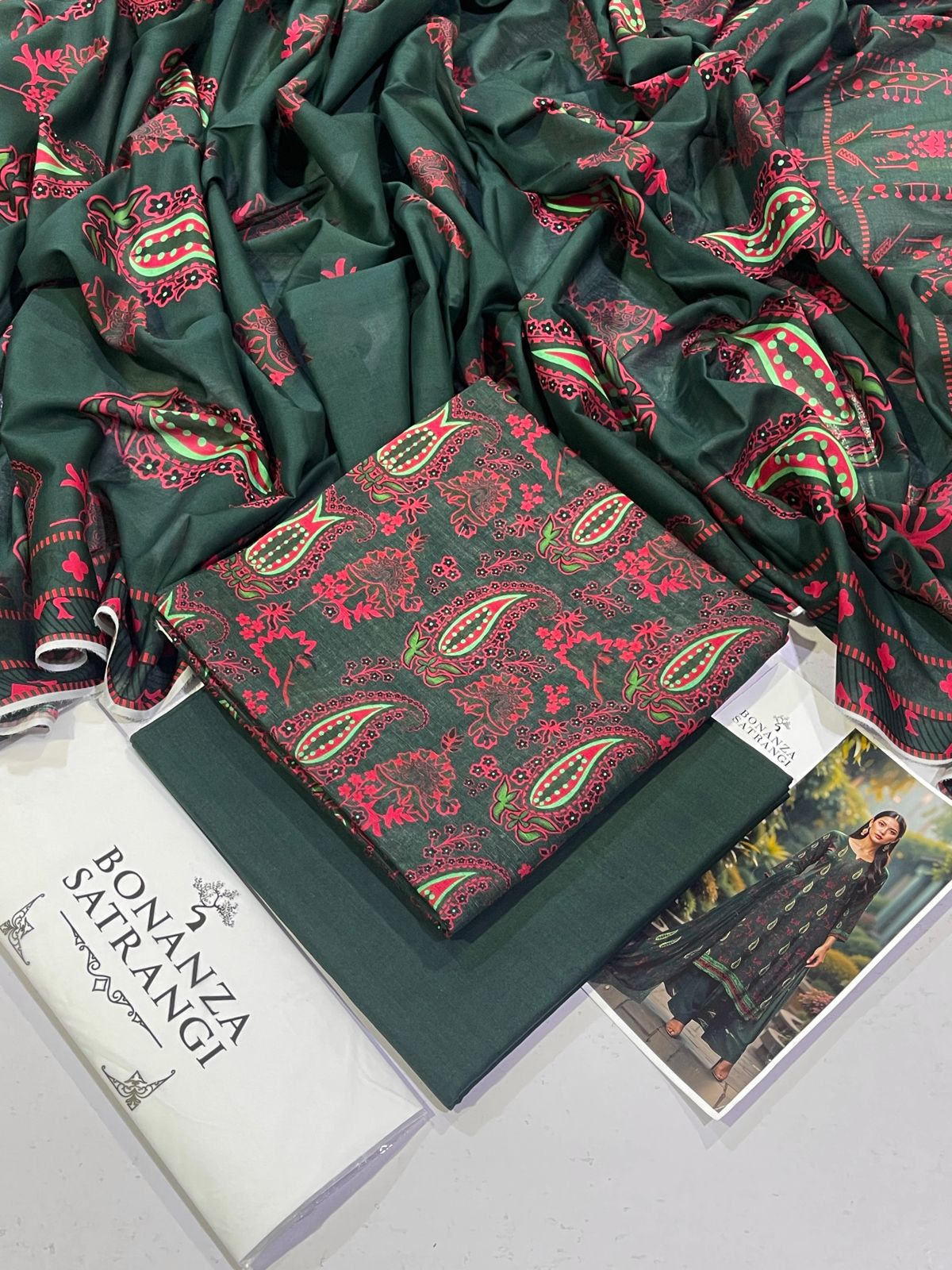 3PC Lawn Digital Print Unstitched