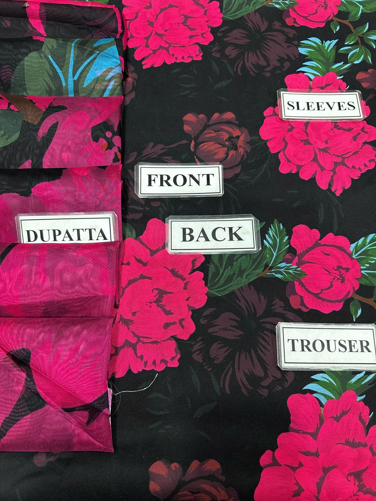 3PC Lawn Suit Digital Print Unstitch
