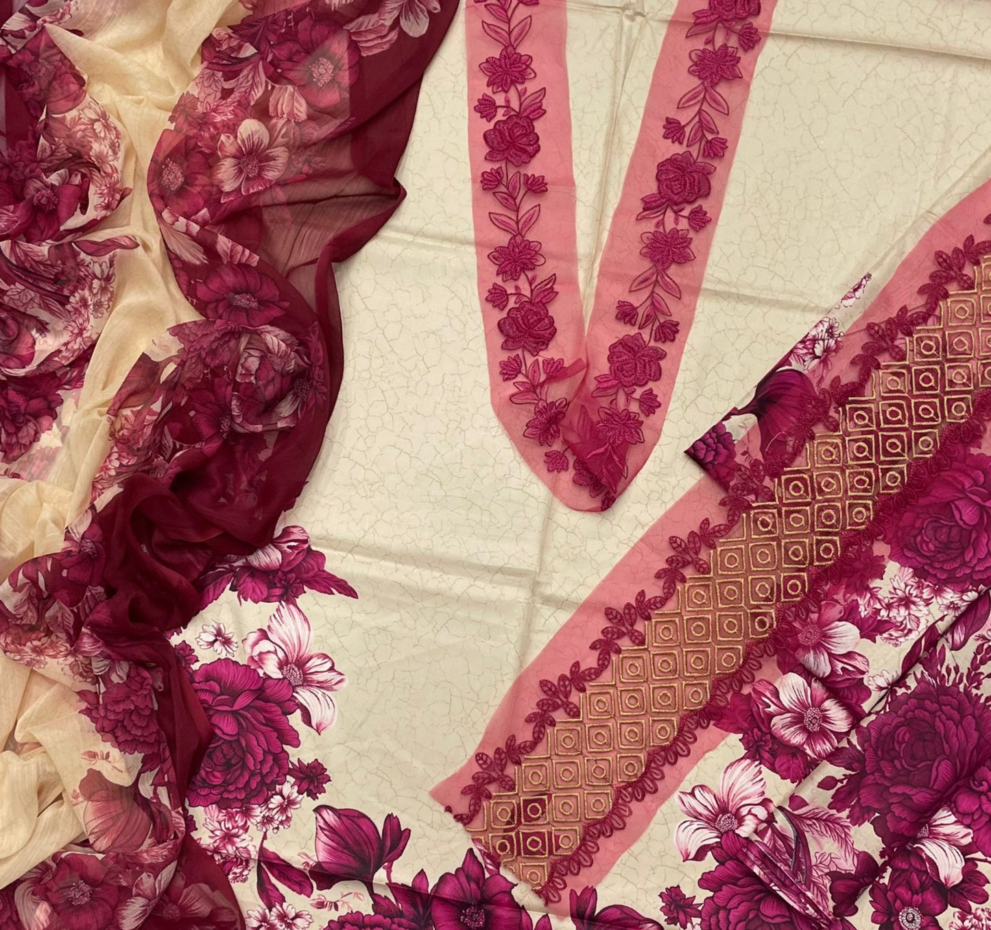 3PC Lawn Embroidered Suit Unstitched